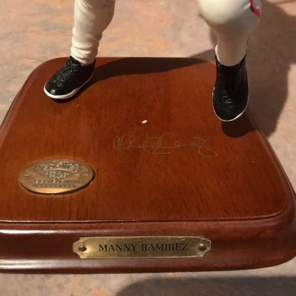 Manny Ramirez Boston Red Sox figurine - Picture 2 of 5